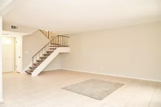 Photo #4: 6115336 Listing