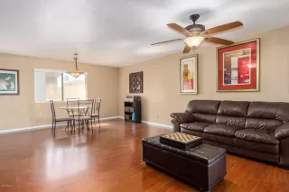 Photo #3: 6115576 Listing