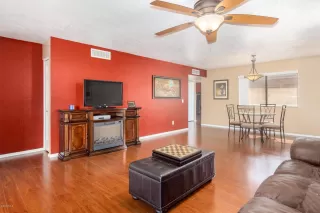 Photo #4: 6115576 Listing