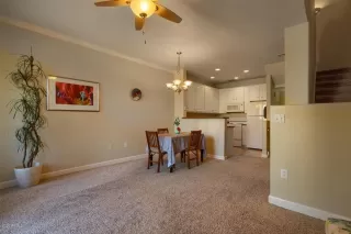 Photo #4: 6115584 Listing