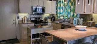 Photo #3: 6115607 Listing
