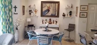 Photo #5: 6115607 Listing