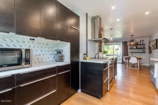 Photo #5: 6115738 Listing