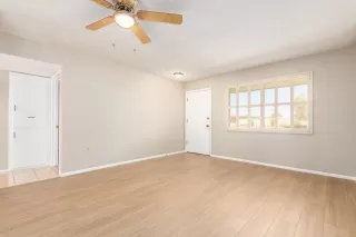 Photo #2: 6115837 Listing