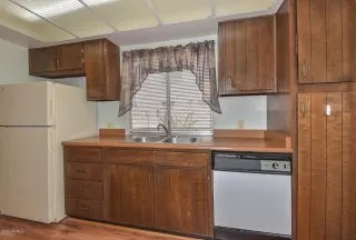 Photo #5: 6115867 Listing