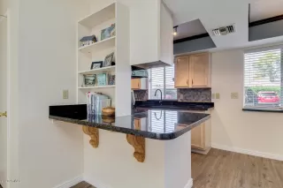 Photo #6: 6116038 Listing