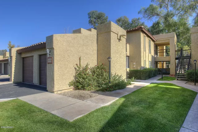 MLS: 6116042 Condo For Sale