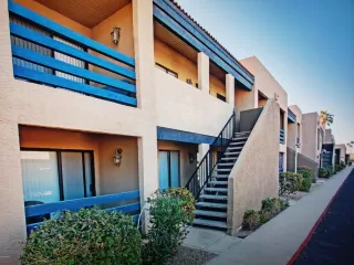 Photo #2: 6116202 Listing