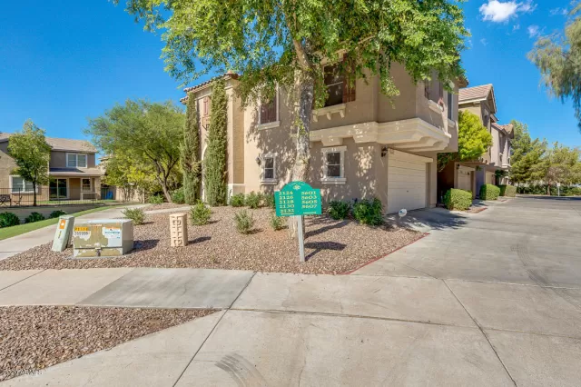 MLS: 6116289 Condo For Sale