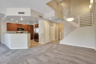 Photo #2: 6116756 Listing 
