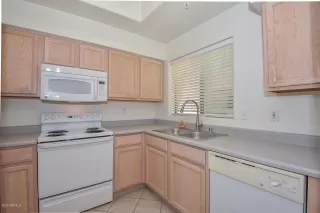 Photo #2: 6116822 Listing