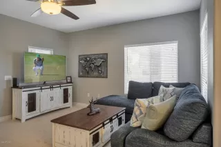 Photo #3: 6116902 Listing 