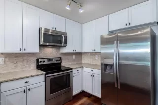 Photo #6: 6116938 Listing