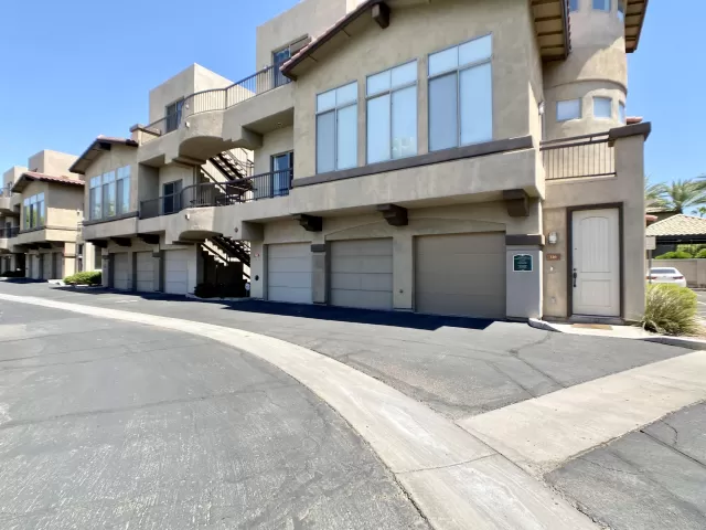 MLS: 6116968 Condo For Sale