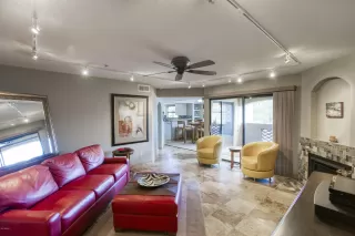 Photo #2: 6117106 Listing