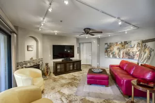 Photo #4: 6117106 Listing