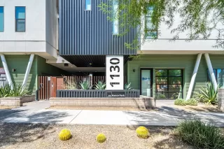 Photo #2: 6117213 Listing 