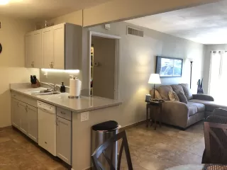 Photo #5: 6117219 Listing