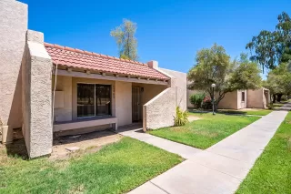 Photo #1: 6117236 Listing 