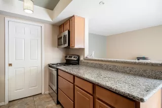 Photo #5: 6117236 Listing 