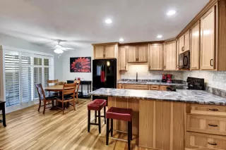 Photo #3: 6117382 Listing