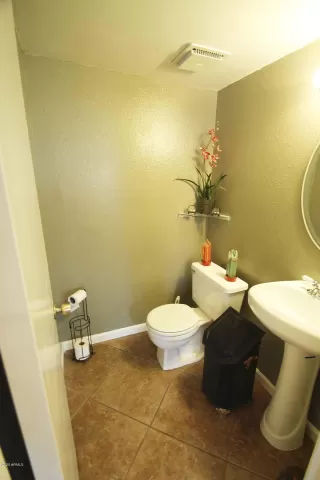 Photo #4: 6117406 Listing