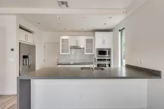 Photo #1: 6117497 Listing 