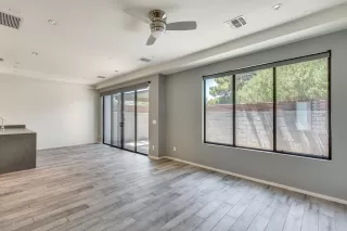 Photo #2: 6117497 Listing 