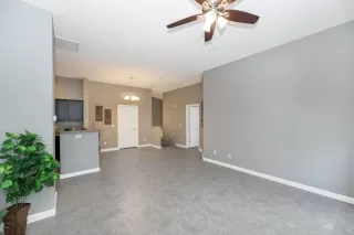 Photo #5: 6117549 Listing