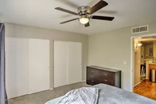 Photo #4: 6117597 Listing