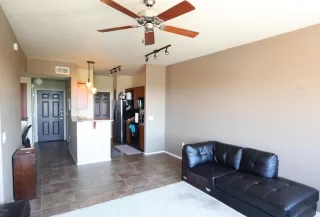 Photo #3: 6117800 Listing