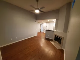 Photo #4: 6117858 Listing