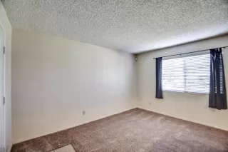 Photo #6: 6117918 Listing