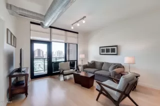 Photo #4: 6118006 Listing