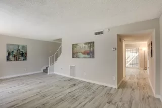 Photo #4: 6118062 Listing 