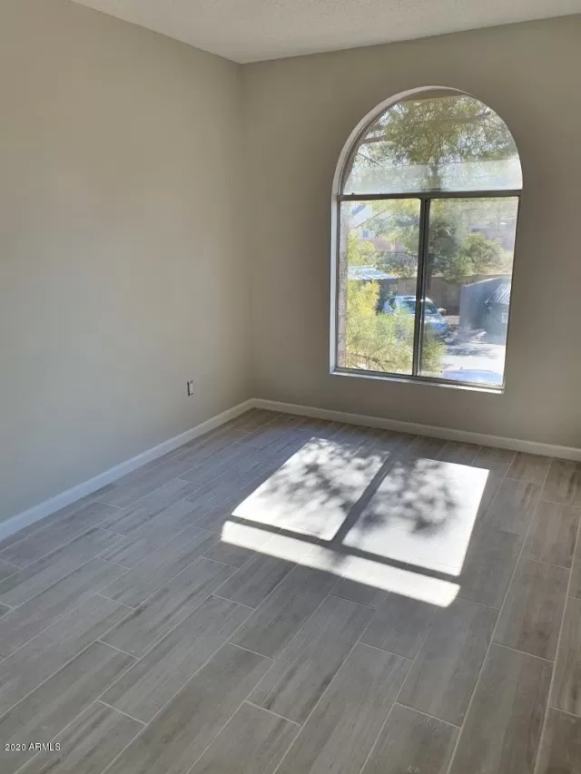 MLS: 6118065 Condo For Sale