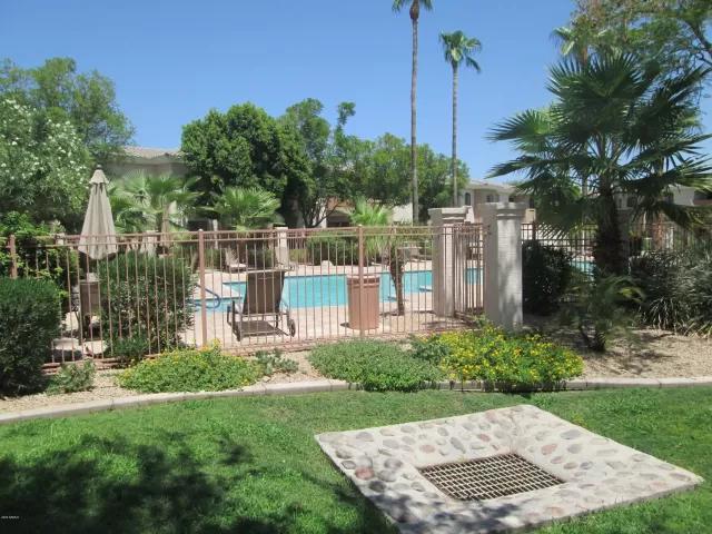 MLS: 6118177 Condo For Sale