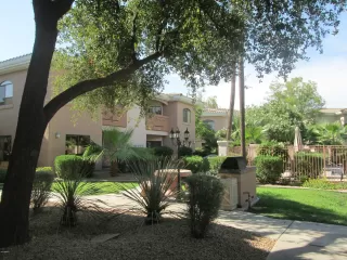 Photo #6: 6118177 Listing