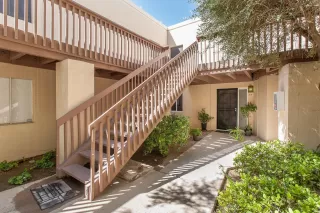 Photo #2: 6118247 Listing