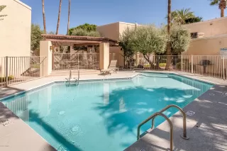 Photo #4: 6118247 Listing