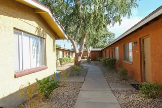 Photo #4: 6118271 Listing