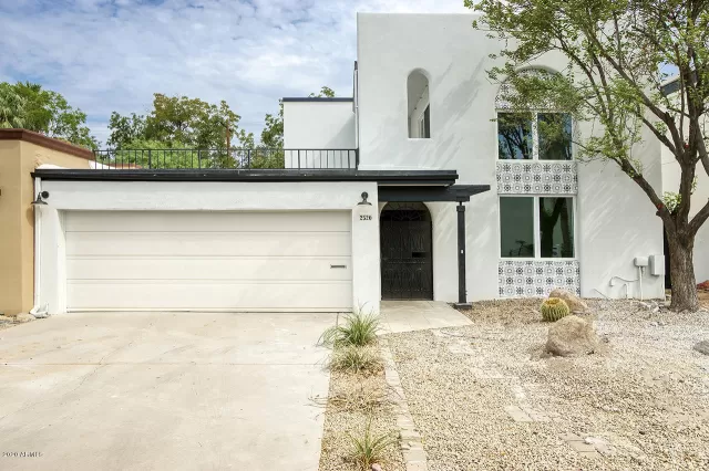 MLS: 6118369 Condo For Sale