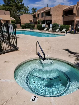 Photo #4: 6118404 Listing