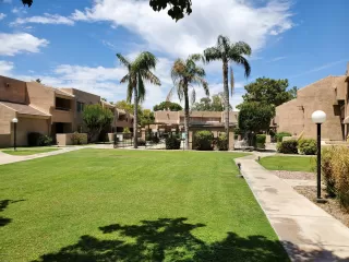 Photo #6: 6118404 Listing