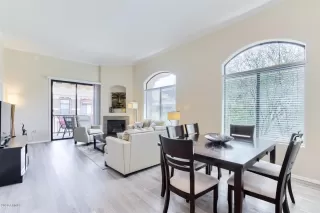 Photo #6: 6118469 Listing 