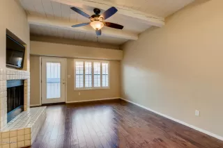 Photo #4: 6118540 Listing