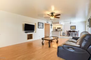 Photo #6: 6118741 Listing 