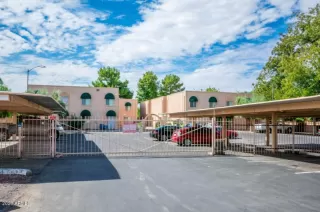 Photo #2: 6118772 Listing