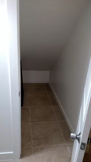 Photo #6: 6118851 Listing