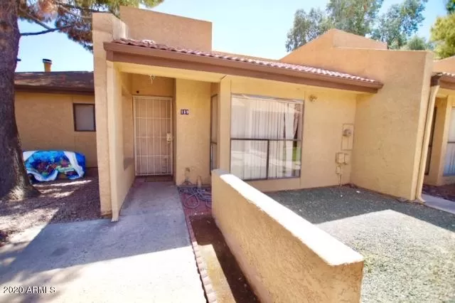 MLS: 6118944 Condo For Sale